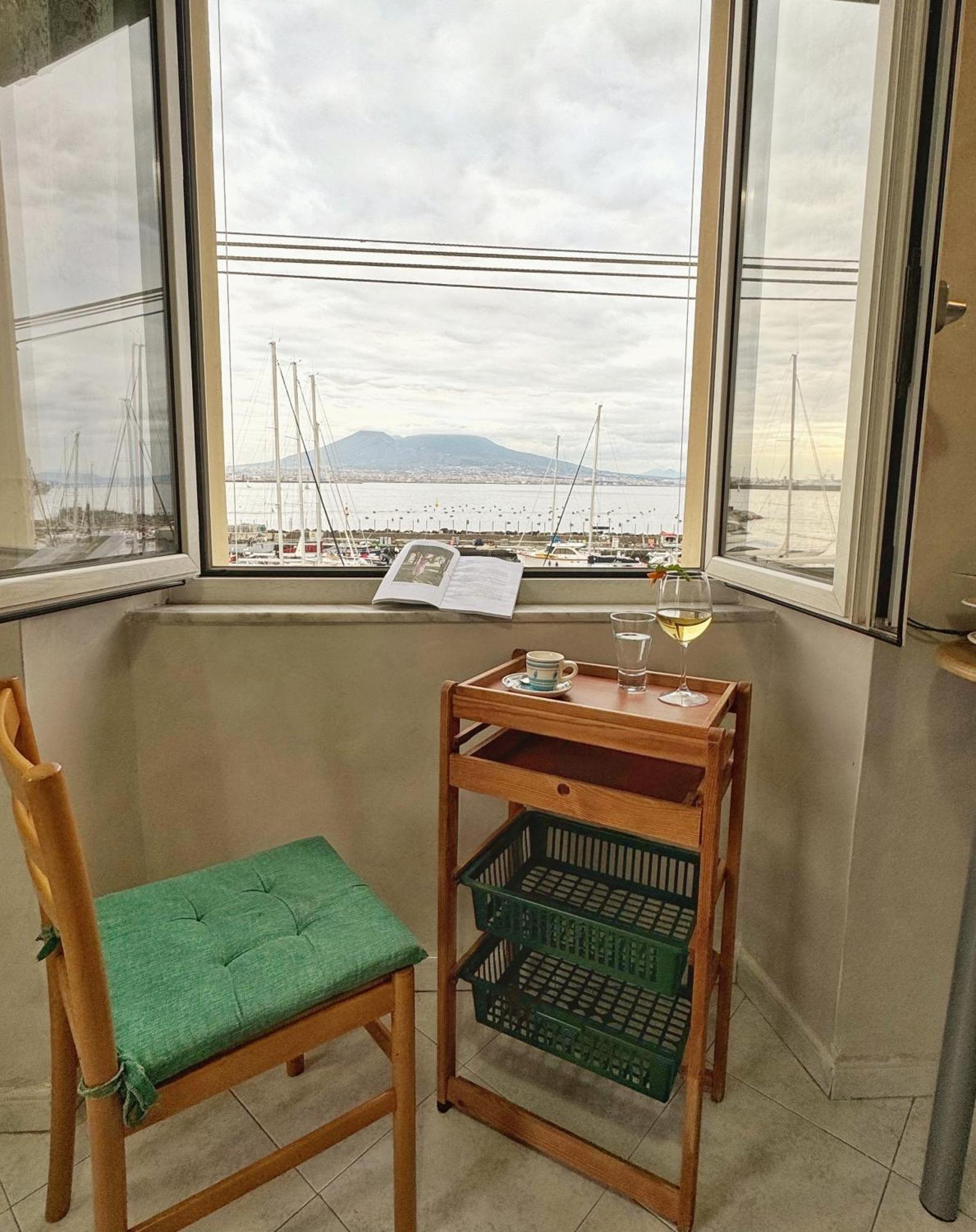 Laura House Διαμέρισμα Νάπολη Εξωτερικό φωτογραφία